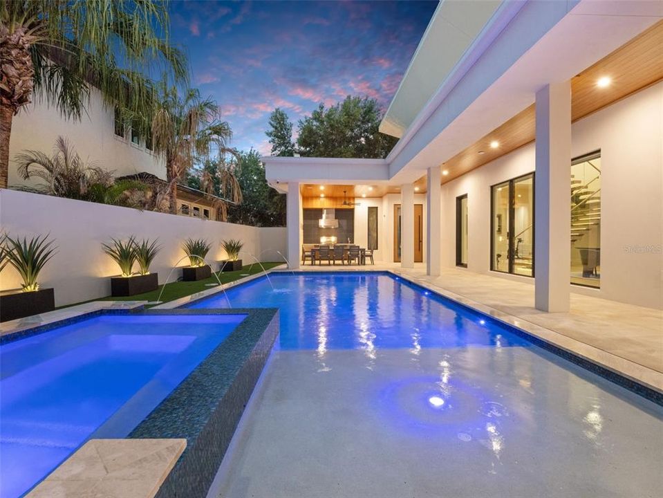For Sale: $4,350,000 (5 beds, 5 baths, 5487 Square Feet)