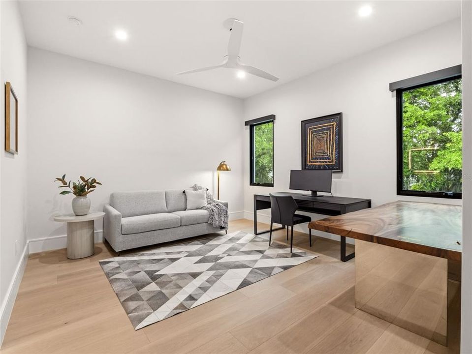 For Sale: $4,350,000 (5 beds, 5 baths, 5487 Square Feet)