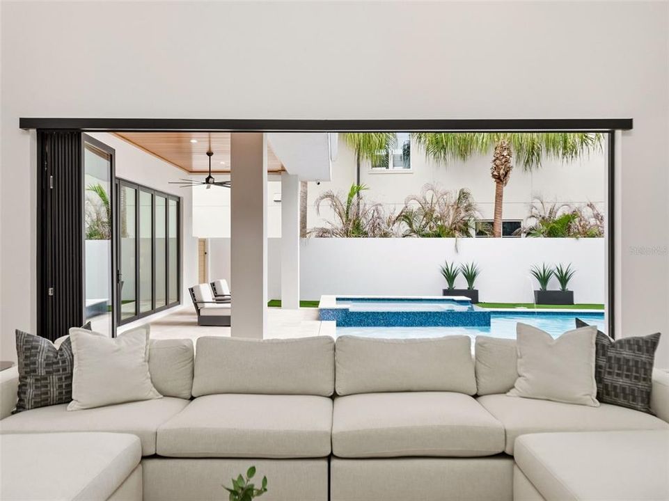 For Sale: $4,350,000 (5 beds, 5 baths, 5487 Square Feet)