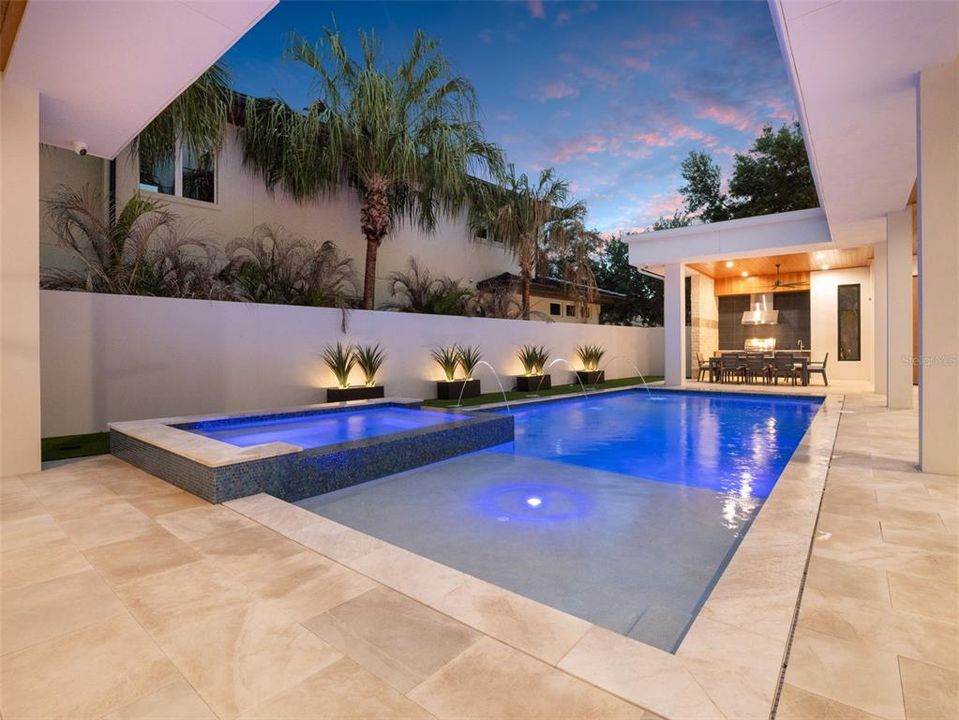 For Sale: $4,350,000 (5 beds, 5 baths, 5487 Square Feet)