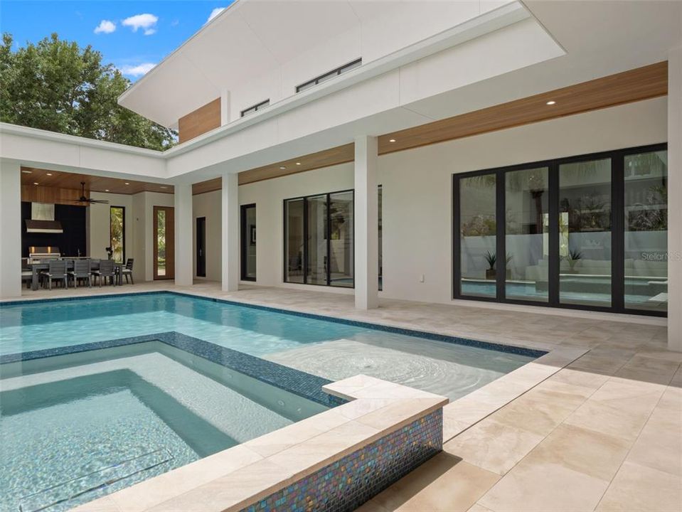 For Sale: $4,350,000 (5 beds, 5 baths, 5487 Square Feet)