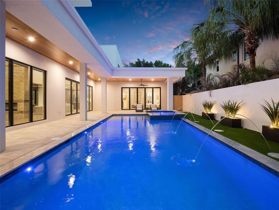 For Sale: $4,350,000 (5 beds, 5 baths, 5487 Square Feet)