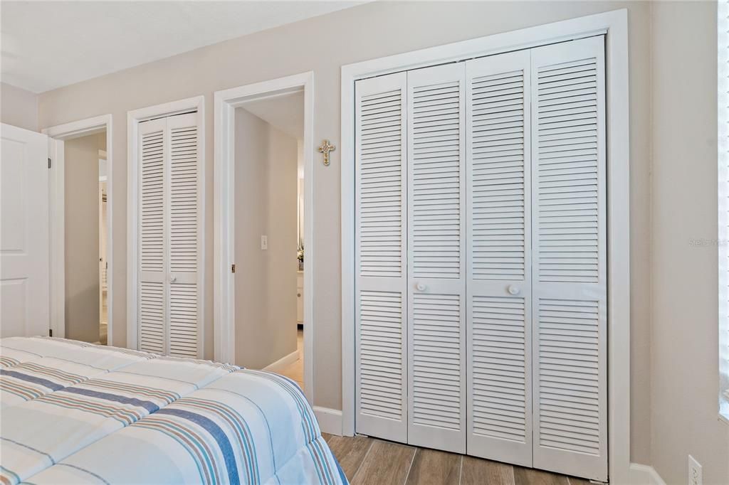 For Sale: $274,900 (3 beds, 2 baths, 1210 Square Feet)