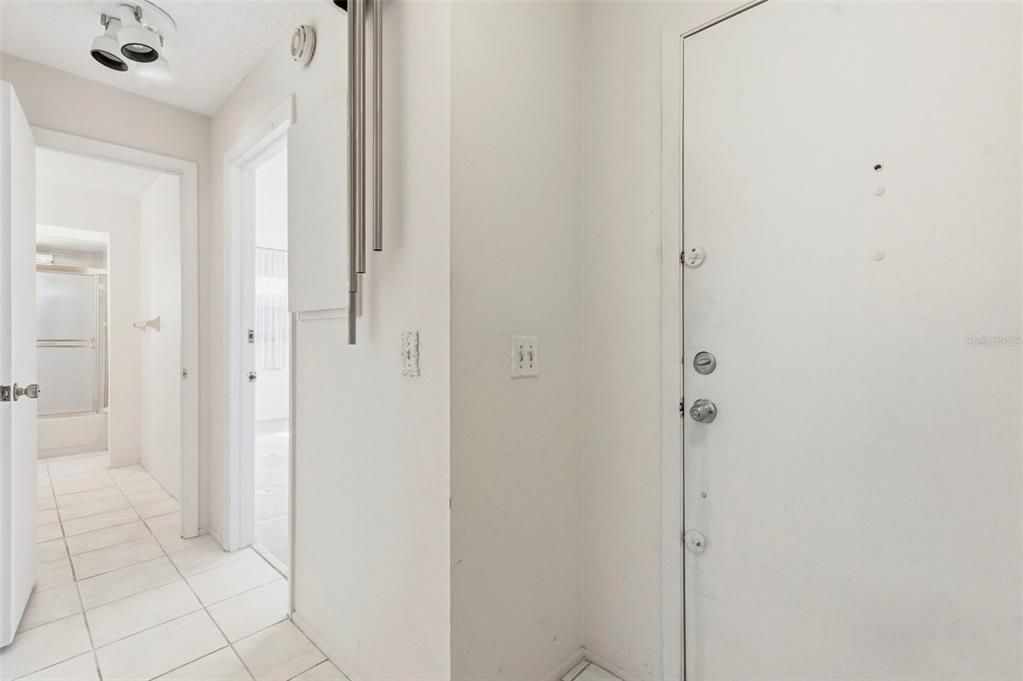 For Sale: $115,000 (2 beds, 2 baths, 1251 Square Feet)