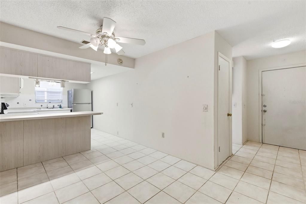 For Sale: $115,000 (2 beds, 2 baths, 1251 Square Feet)