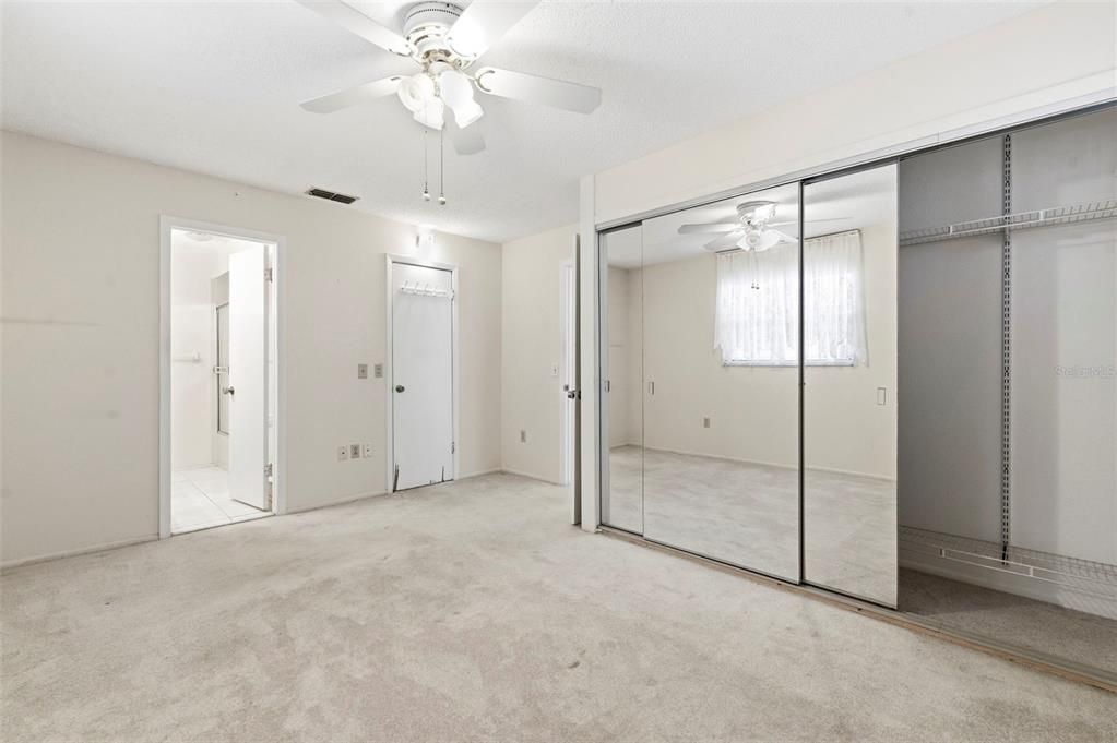 For Sale: $115,000 (2 beds, 2 baths, 1251 Square Feet)