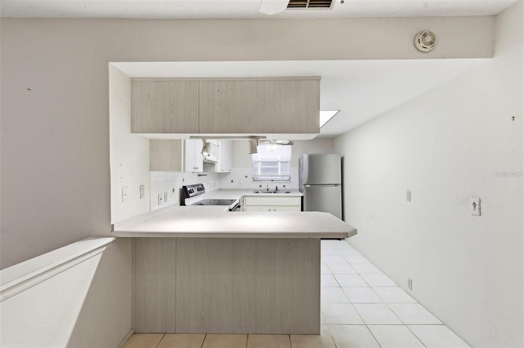 For Sale: $115,000 (2 beds, 2 baths, 1251 Square Feet)