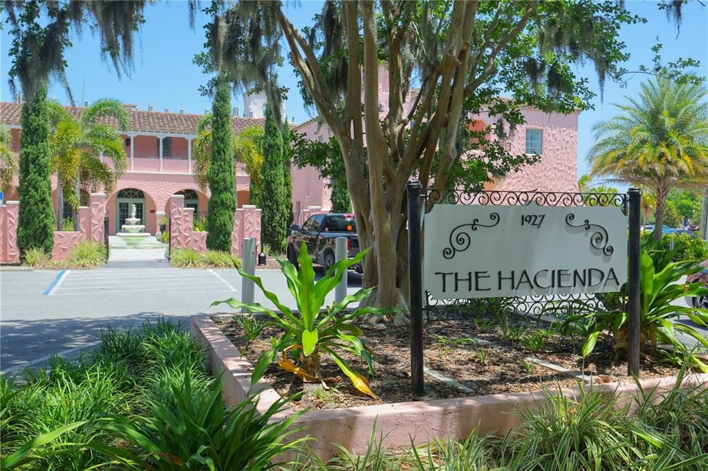 For Sale: $115,000 (2 beds, 2 baths, 1251 Square Feet)