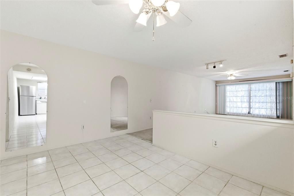 For Sale: $115,000 (2 beds, 2 baths, 1251 Square Feet)