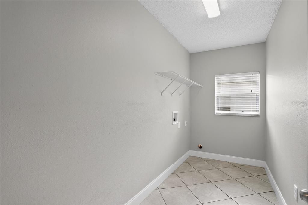 For Sale: $299,000 (4 beds, 2 baths, 2847 Square Feet)