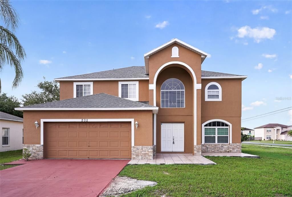 For Sale: $299,000 (4 beds, 2 baths, 2847 Square Feet)