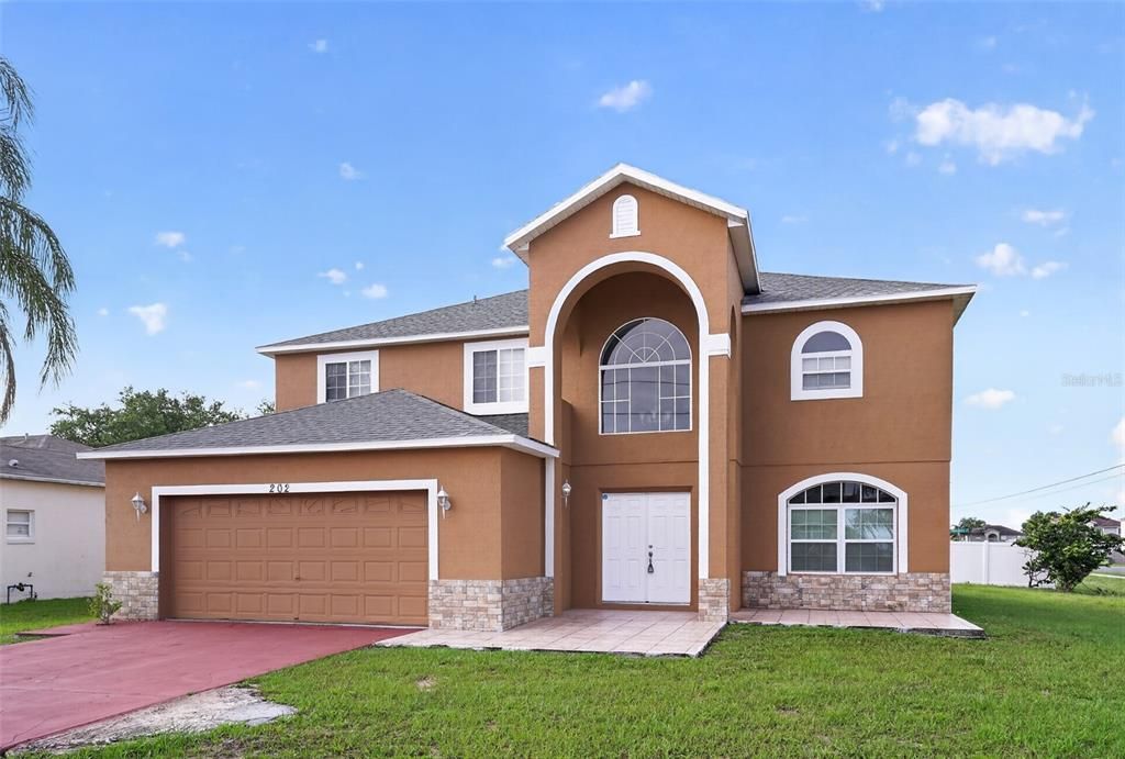 For Sale: $299,000 (4 beds, 2 baths, 2847 Square Feet)