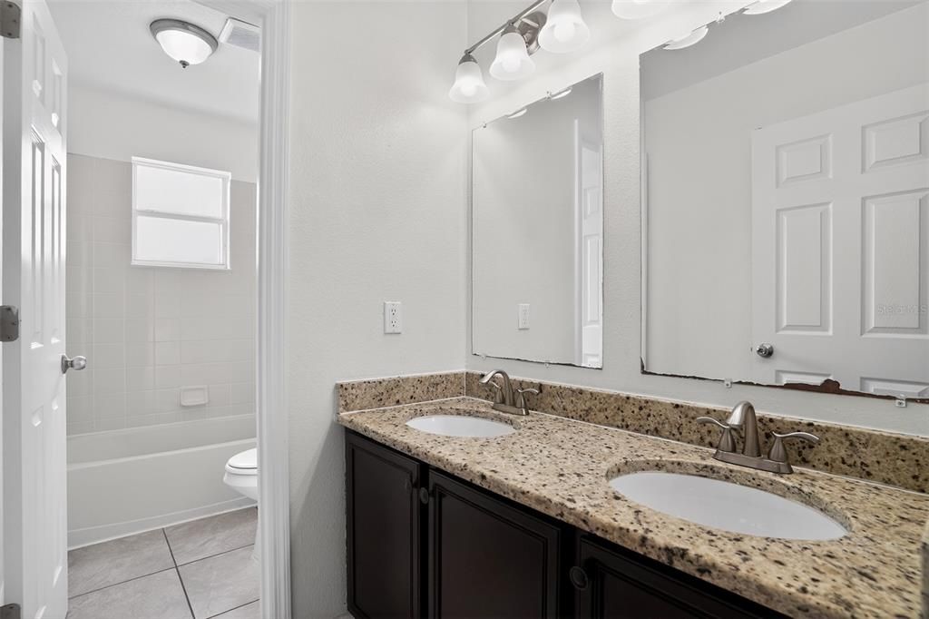 For Sale: $299,000 (4 beds, 2 baths, 2847 Square Feet)