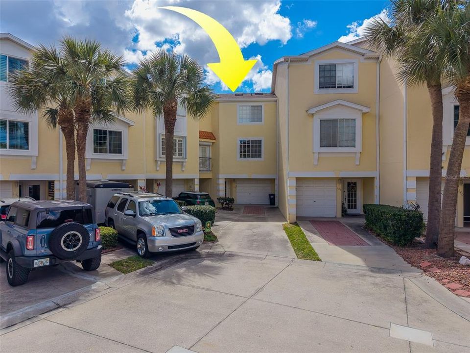 En Venta: $725,000 (4 camas, 3 baños, 2258 Pies cuadrados)