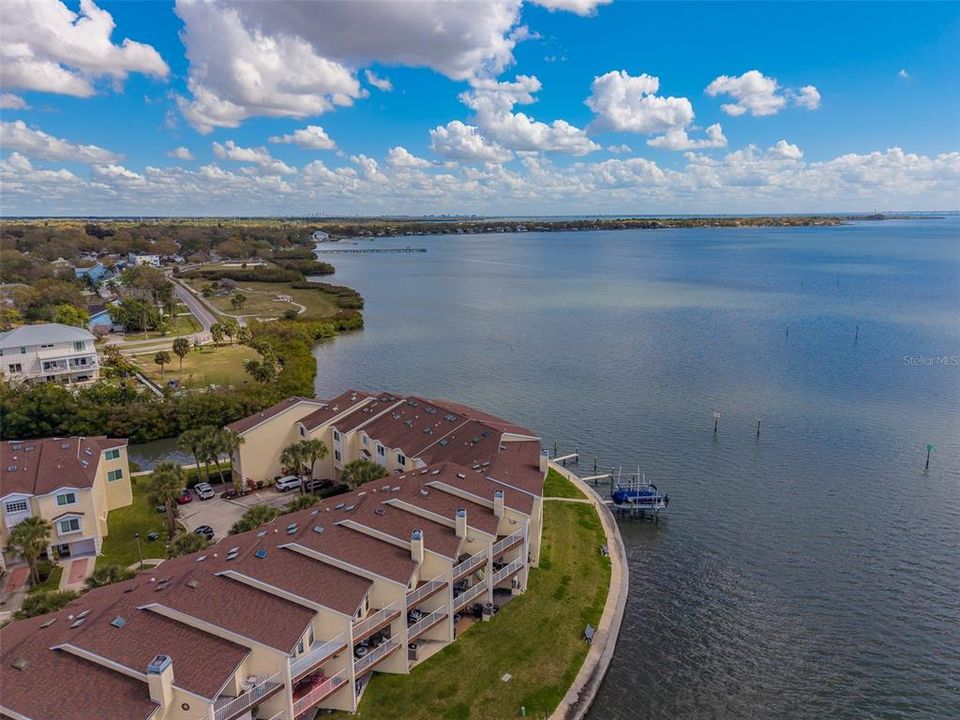En Venta: $725,000 (4 camas, 3 baños, 2258 Pies cuadrados)