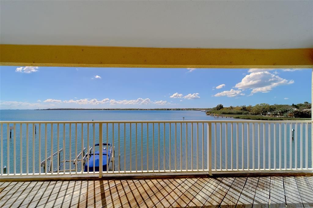 En Venta: $725,000 (4 camas, 3 baños, 2258 Pies cuadrados)