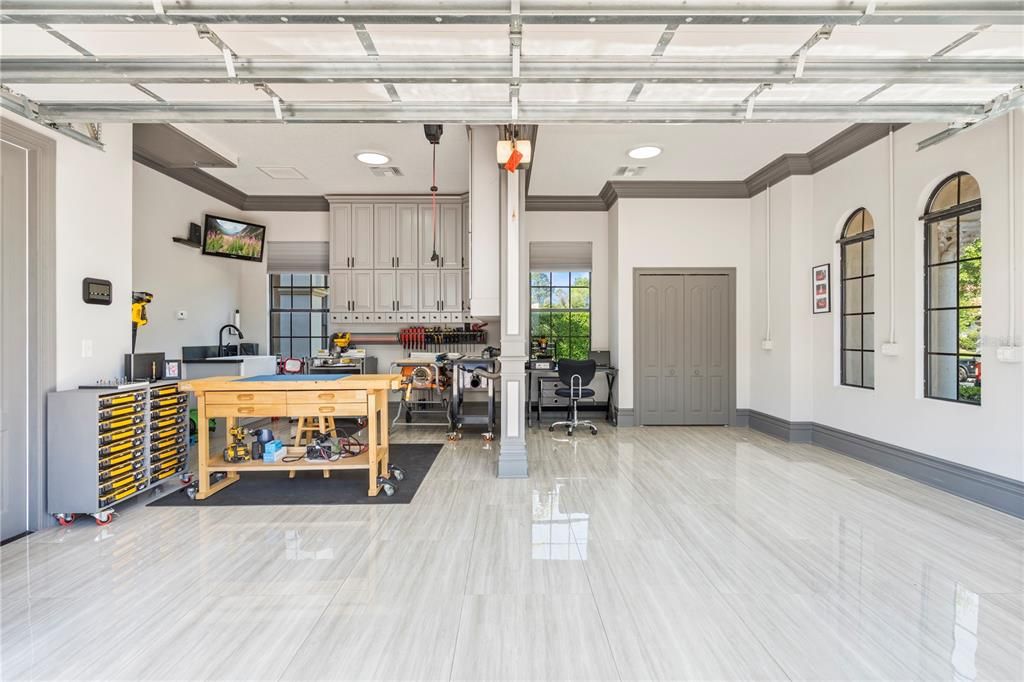 En Venta: $1,998,000 (5 camas, 5 baños, 5713 Pies cuadrados)