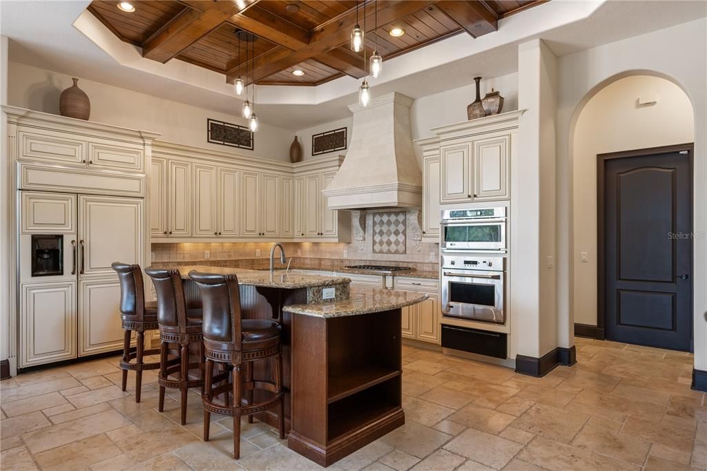 En Venta: $1,998,000 (5 camas, 5 baños, 5713 Pies cuadrados)