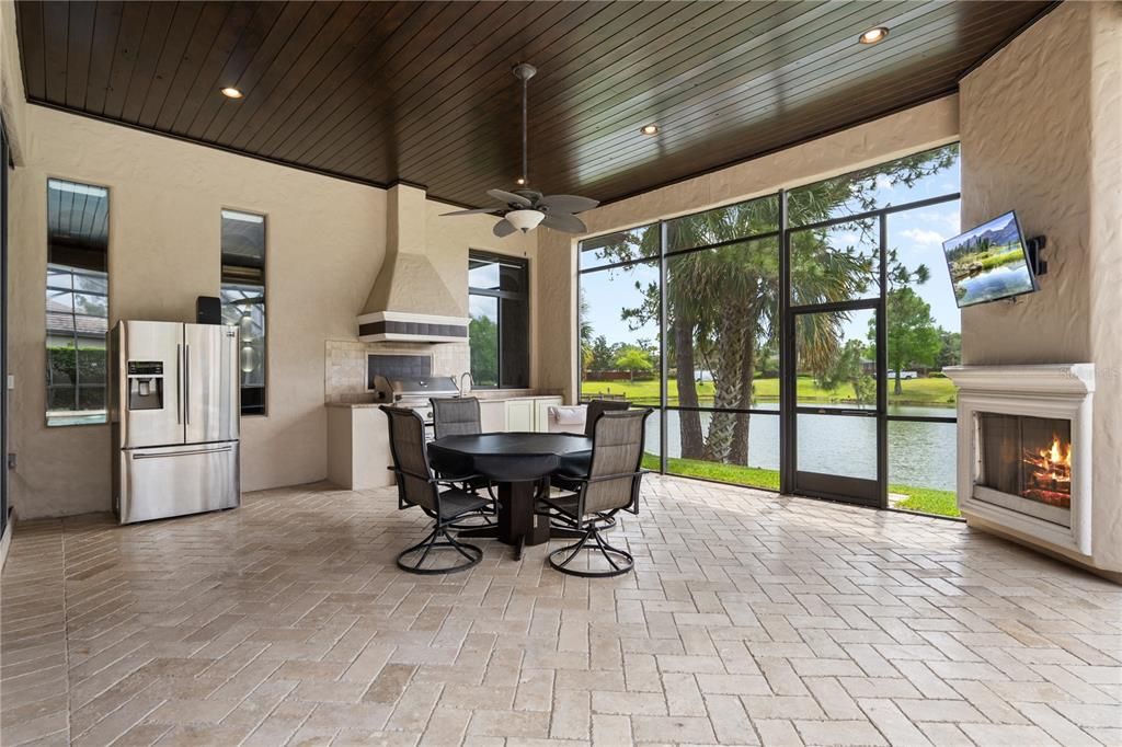 En Venta: $1,998,000 (5 camas, 5 baños, 5713 Pies cuadrados)