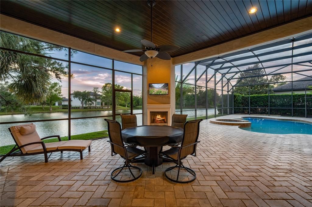 En Venta: $1,998,000 (5 camas, 5 baños, 5713 Pies cuadrados)