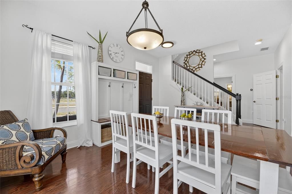 En Venta: $419,000 (3 camas, 2 baños, 2486 Pies cuadrados)
