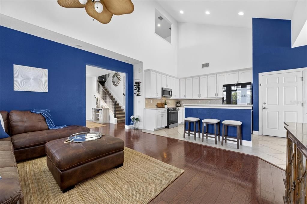 En Venta: $419,000 (3 camas, 2 baños, 2486 Pies cuadrados)