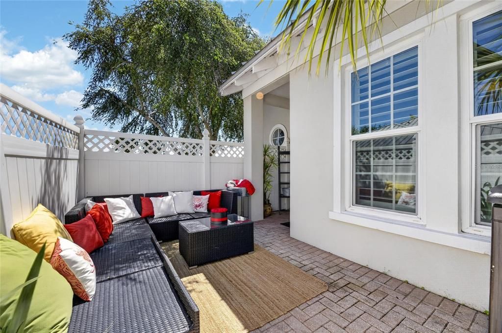 En Venta: $419,000 (3 camas, 2 baños, 2486 Pies cuadrados)