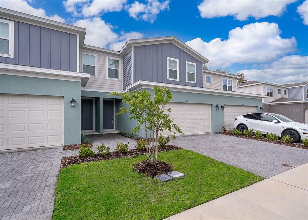 Active With Contract: $2,350 (4 beds, 2 baths, 1860 Square Feet)