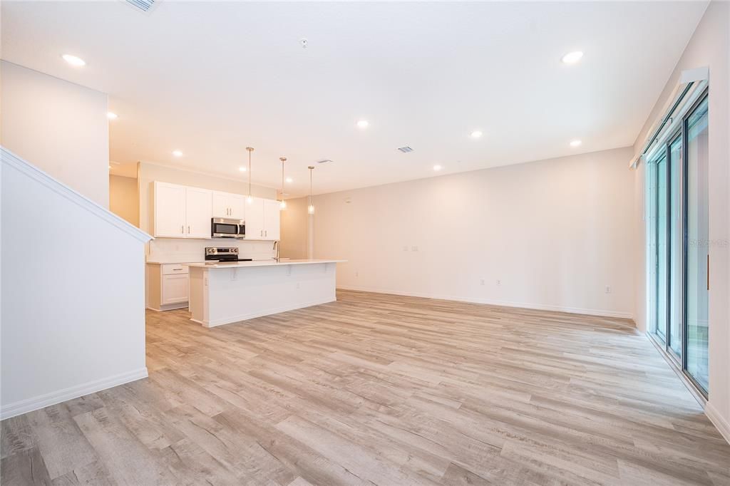Active With Contract: $2,350 (4 beds, 2 baths, 1860 Square Feet)