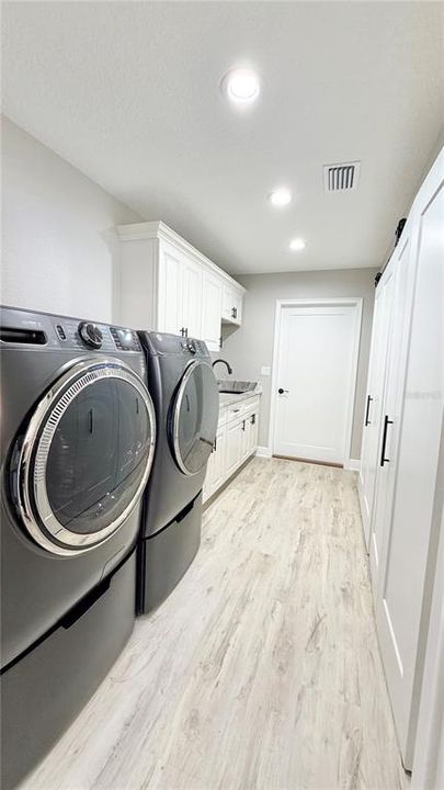 На продажу: $499,900 (3 спален, 2 ванн, 1783 Квадратных фут)