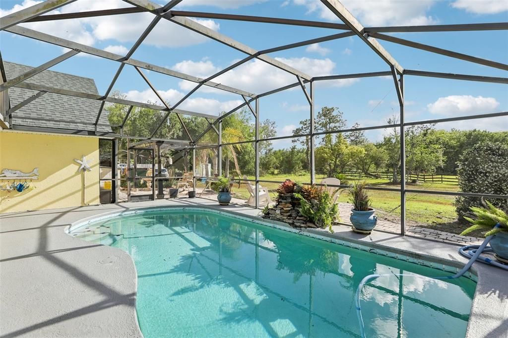 Activo con contrato: $630,000 (3 camas, 2 baños, 2177 Pies cuadrados)