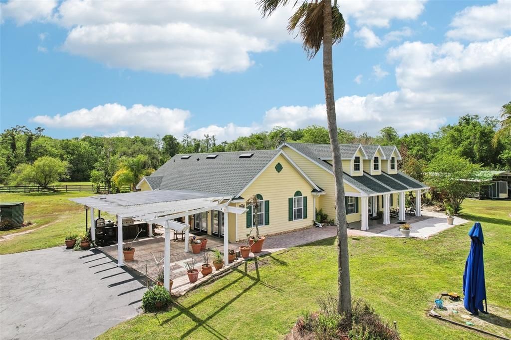 Activo con contrato: $630,000 (3 camas, 2 baños, 2177 Pies cuadrados)