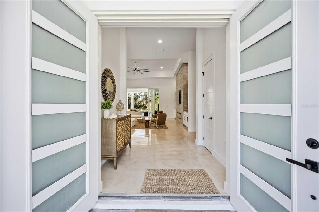 For Sale: $2,220,000 (4 beds, 3 baths, 4075 Square Feet)