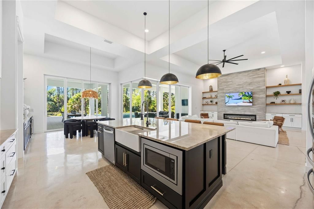 For Sale: $2,220,000 (4 beds, 3 baths, 4075 Square Feet)