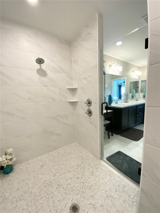 For Sale: $619,999 (4 beds, 2 baths, 1830 Square Feet)