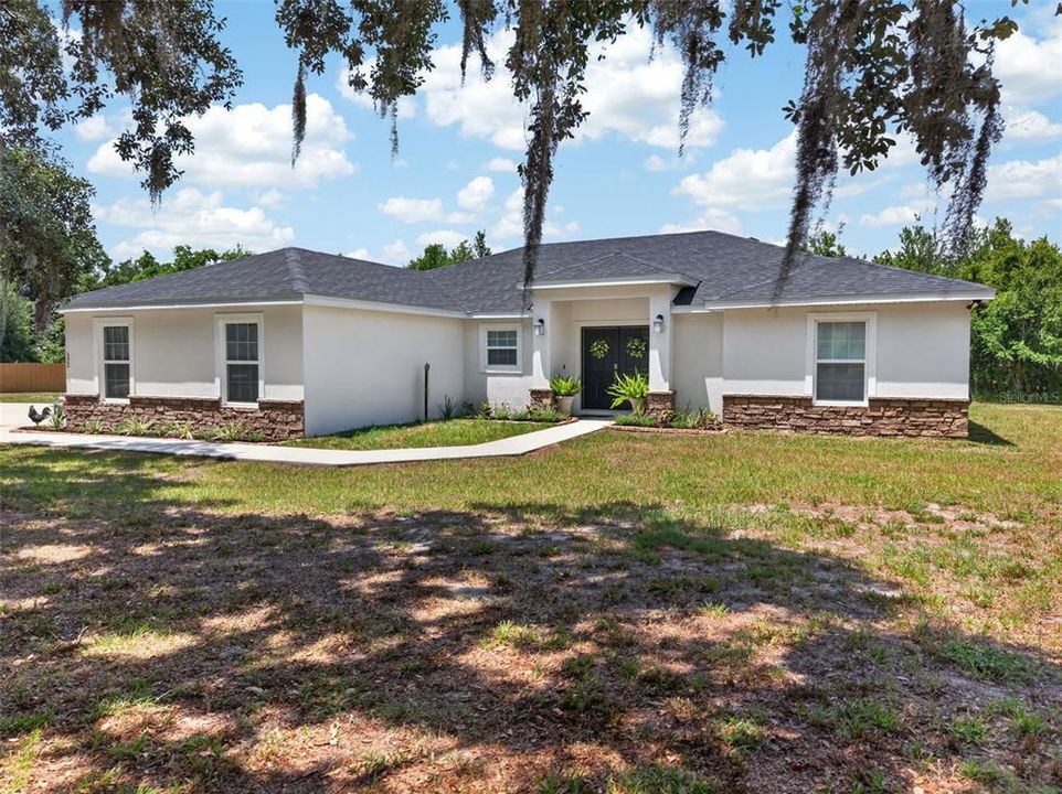 For Sale: $619,999 (4 beds, 2 baths, 1830 Square Feet)