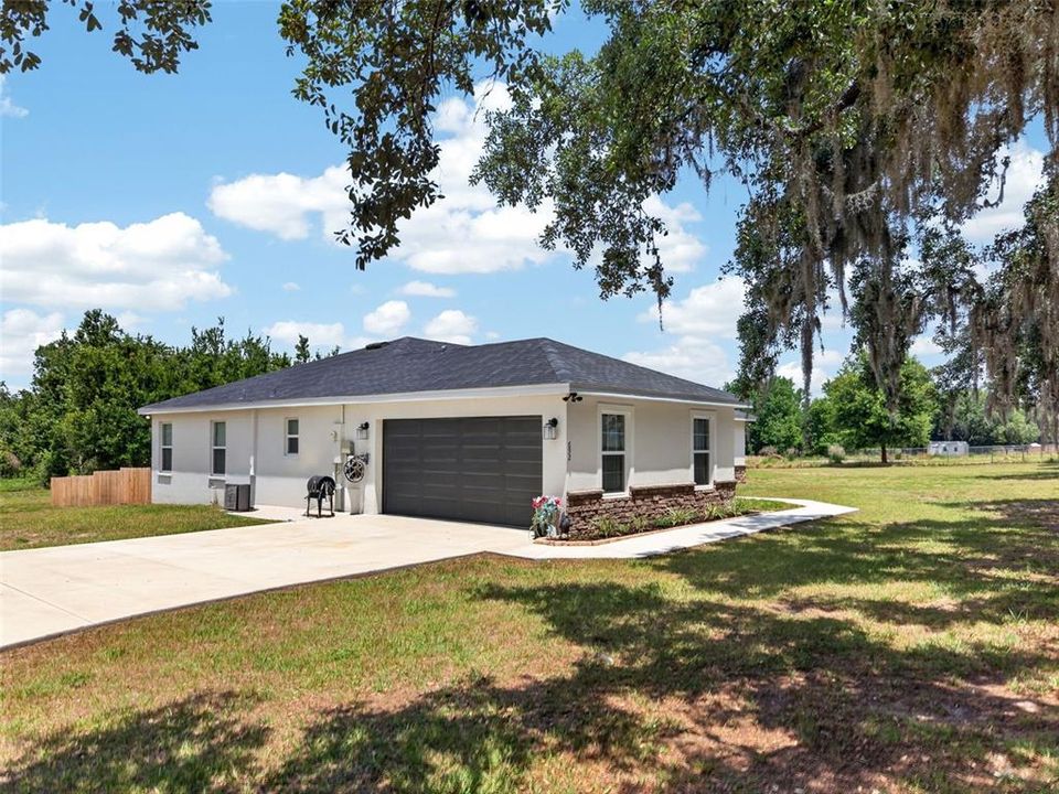 For Sale: $619,999 (4 beds, 2 baths, 1830 Square Feet)