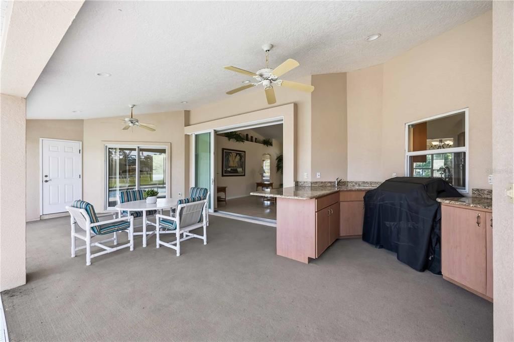 Active With Contract: $425,000 (3 beds, 2 baths, 2083 Square Feet)