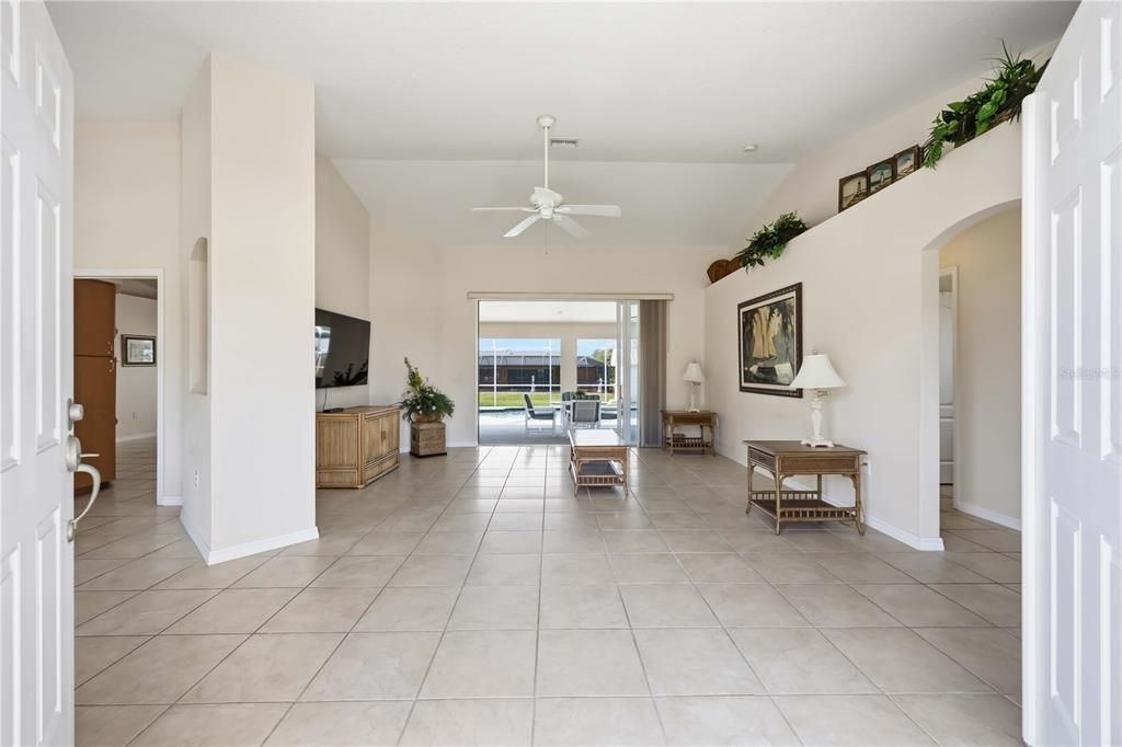 Active With Contract: $425,000 (3 beds, 2 baths, 2083 Square Feet)