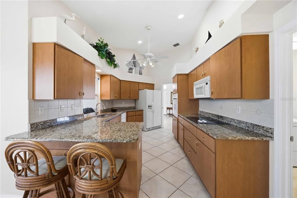 Active With Contract: $425,000 (3 beds, 2 baths, 2083 Square Feet)