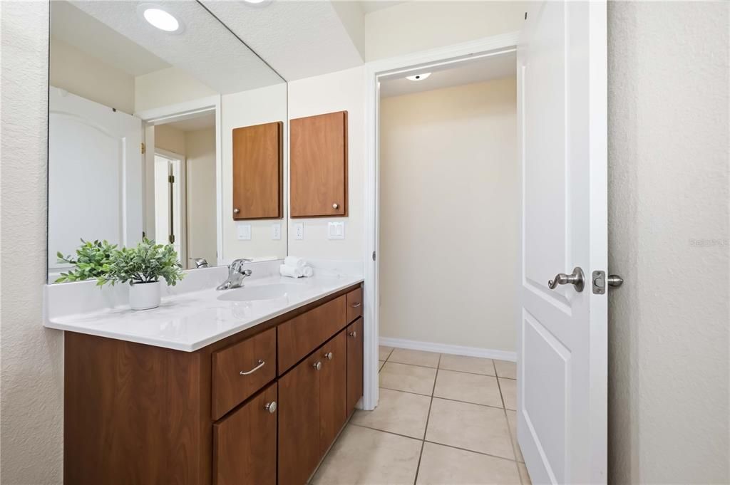 Active With Contract: $425,000 (3 beds, 2 baths, 2083 Square Feet)