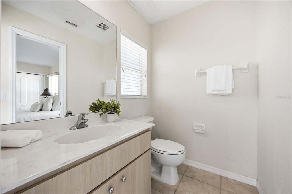 Active With Contract: $425,000 (3 beds, 2 baths, 2083 Square Feet)