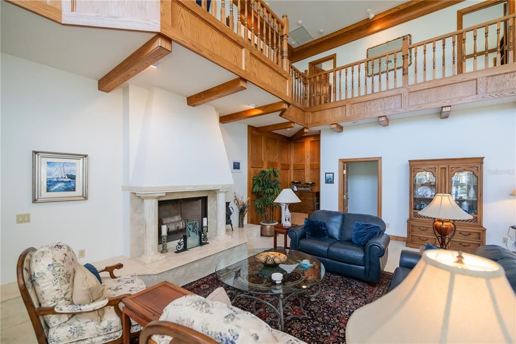 For Sale: $1,490,000 (3 beds, 3 baths, 5033 Square Feet)