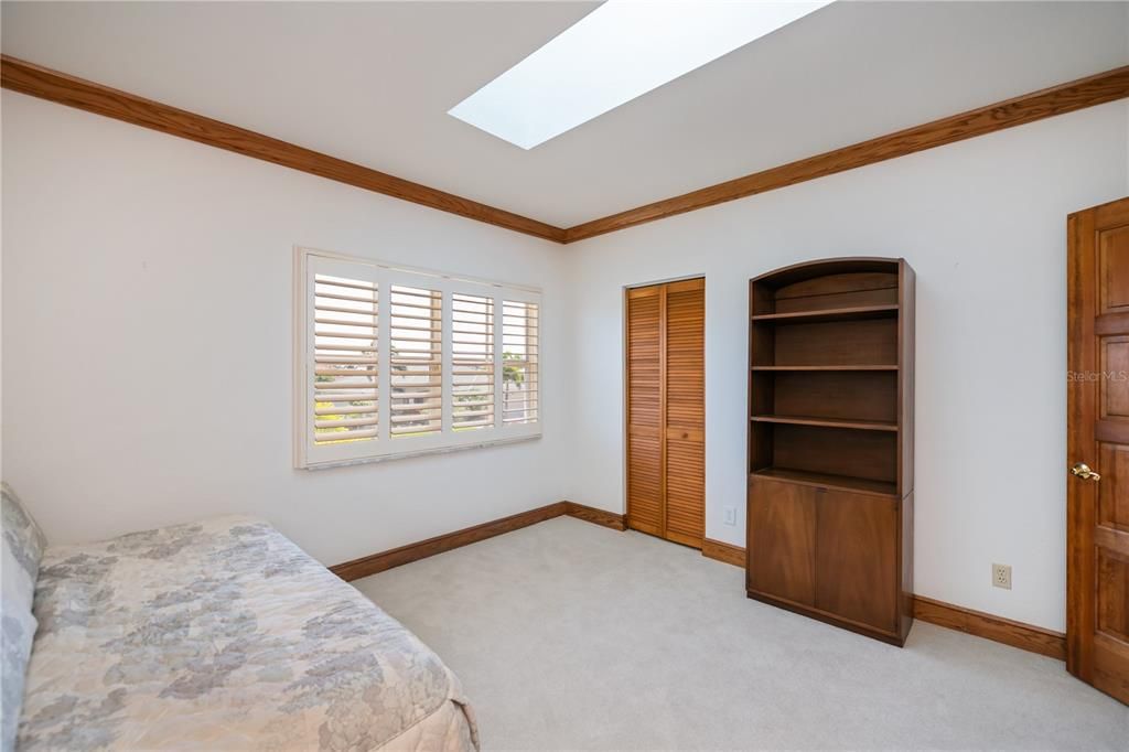 For Sale: $1,490,000 (3 beds, 3 baths, 5033 Square Feet)