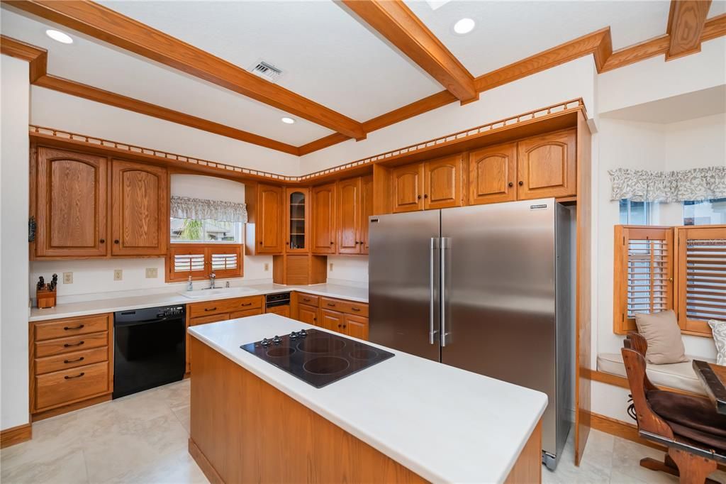 For Sale: $1,490,000 (3 beds, 3 baths, 5033 Square Feet)