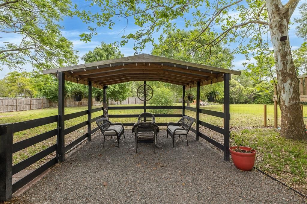 Activo con contrato: $395,000 (2 camas, 2 baños, 1520 Pies cuadrados)
