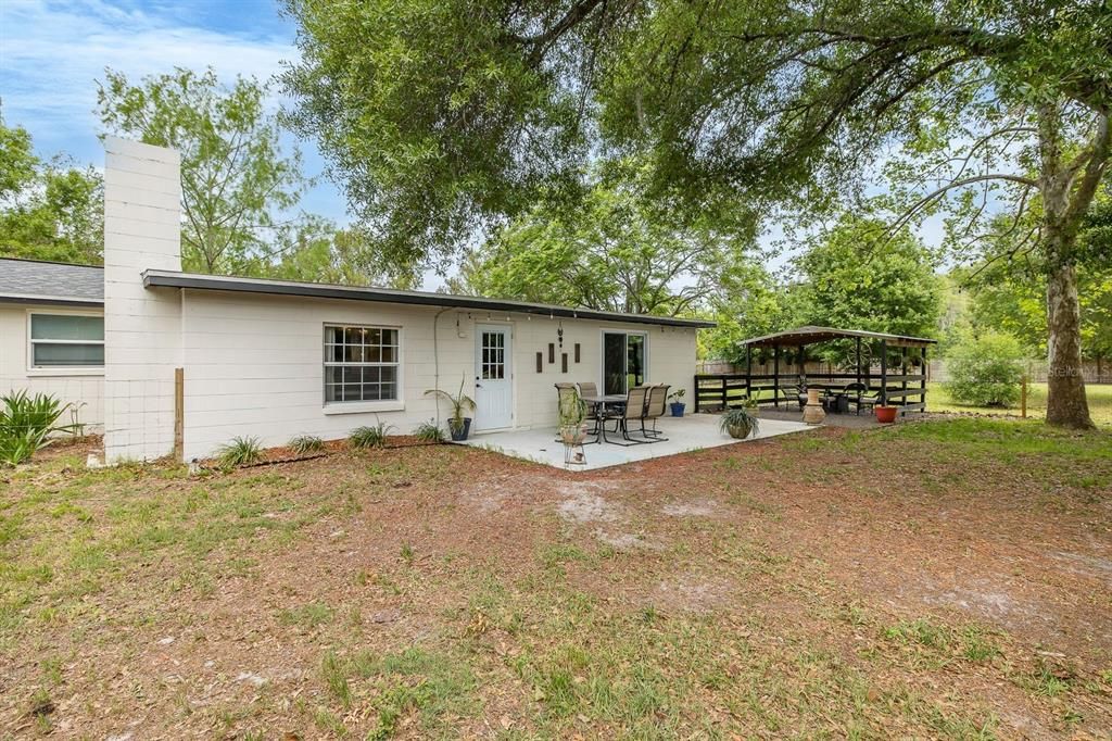 Activo con contrato: $395,000 (2 camas, 2 baños, 1520 Pies cuadrados)