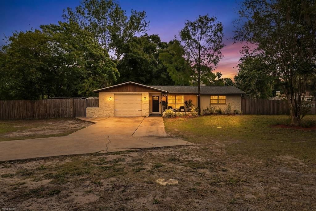 Activo con contrato: $395,000 (2 camas, 2 baños, 1520 Pies cuadrados)