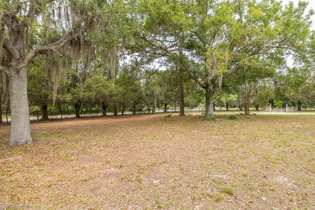 Activo con contrato: $395,000 (2 camas, 2 baños, 1520 Pies cuadrados)