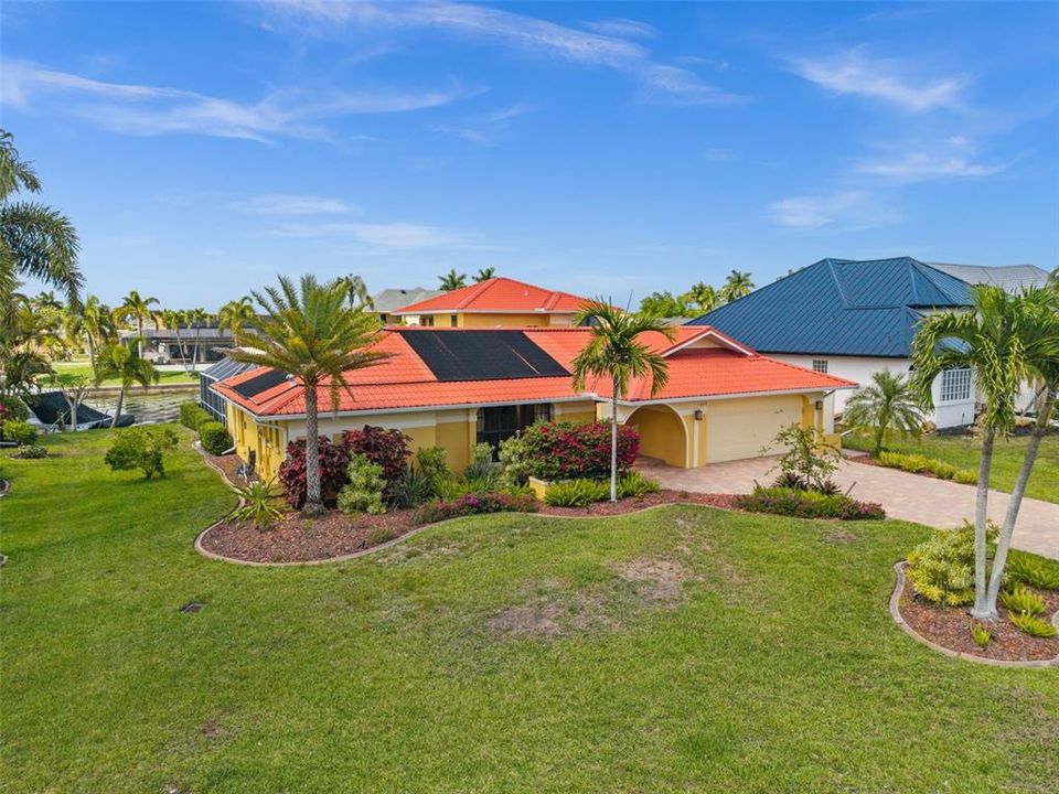 En Venta: $969,000 (3 camas, 3 baños, 2856 Pies cuadrados)